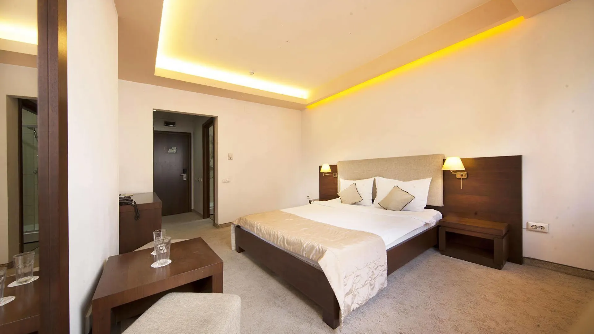 Hotel Yesterday Bukurešť